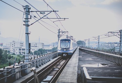 學院開展“深入學習貫徹黨的二十屆四中全會精神”主題團課